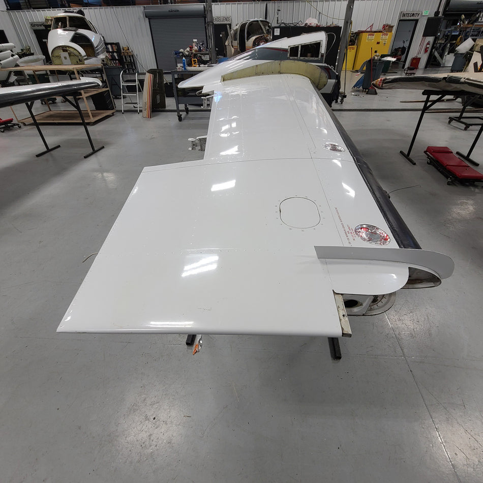 60-110000-608 Beechcraft B-60 Wing Structure RH