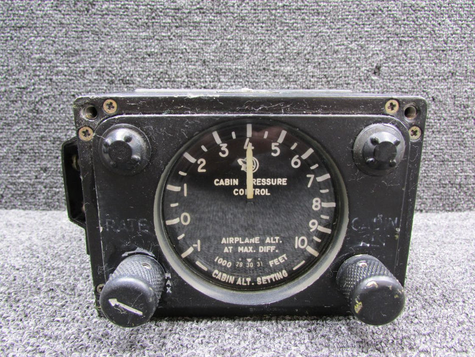 102464-29 Airesearch Control Outflow Valve Cabin Pressure Indicator