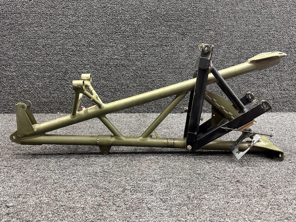 Piper Aircraft Parts 24590-000 Piper PA24-400 Wing Main Spar Center Support Assembly