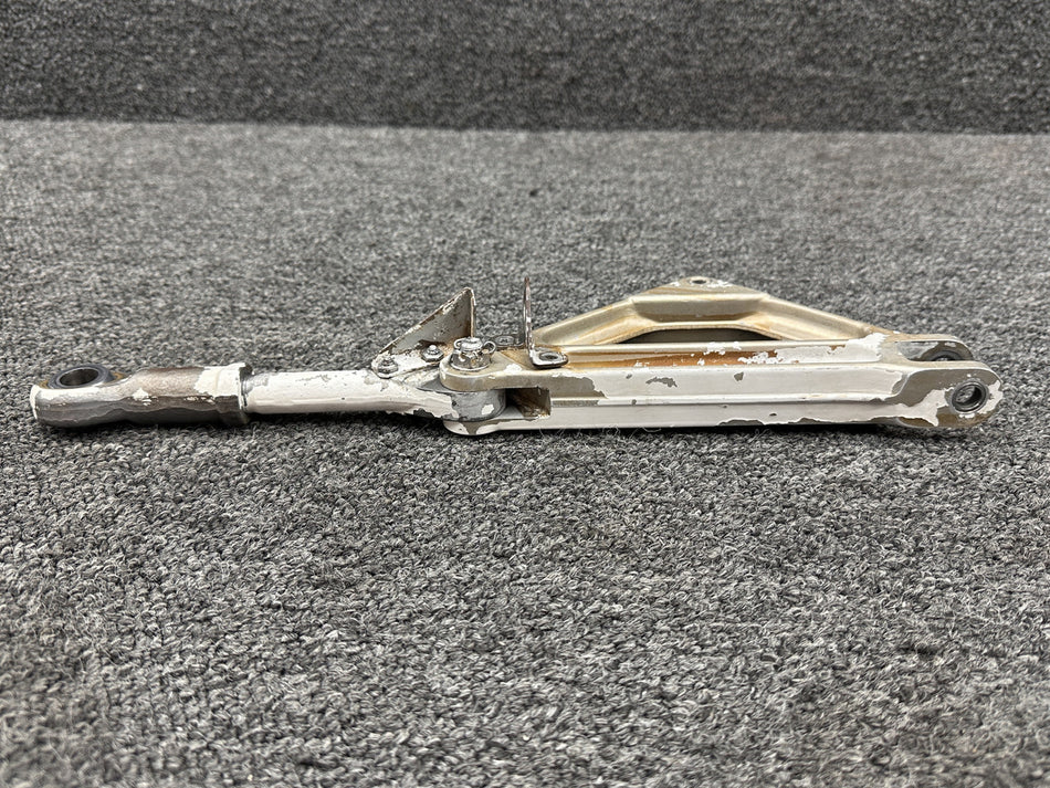 20767-000, 22577-000 Piper PA24-400 Main Gear Side Brace Link Upper Assembly