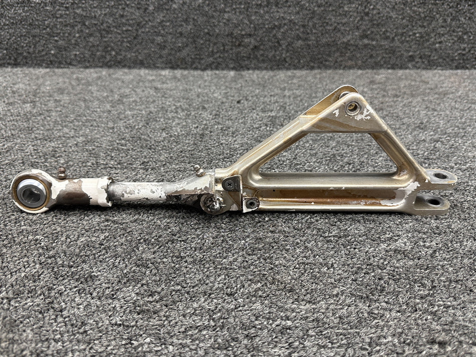 20767-000, 22577-000 Piper PA24-400 Main Gear Side Brace Link Upper Assembly