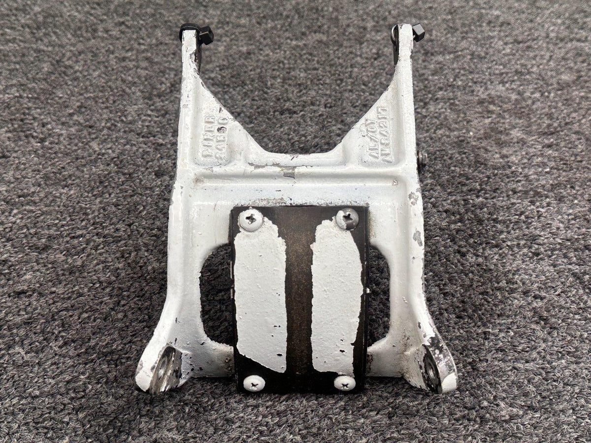 Piper Aircraft Parts 24561-000 Piper PA24-400 Nose Gear Door Actuator Bracket Assembly