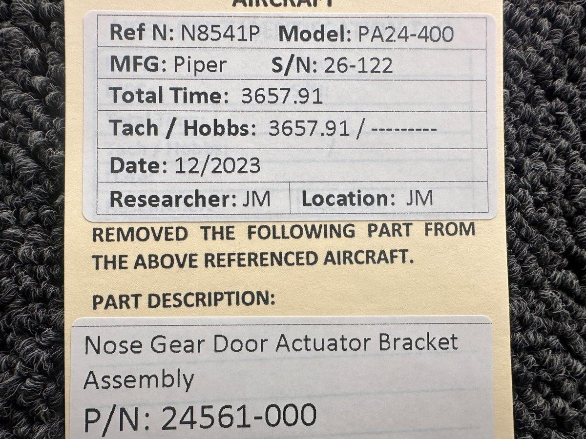 Piper Aircraft Parts 24561-000 Piper PA24-400 Nose Gear Door Actuator Bracket Assembly