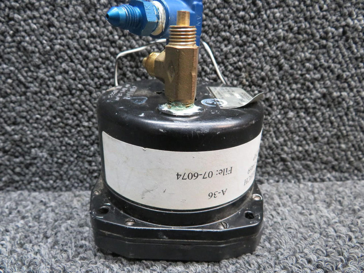 United Instruments 8130 United Instruments Airspeed Indicator (Code B.552)
