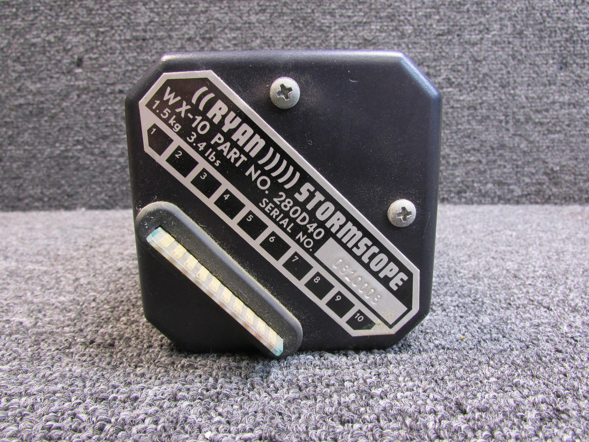 3M 280D40 3M WX-10 Stormscope Display (Discoloration on Face)