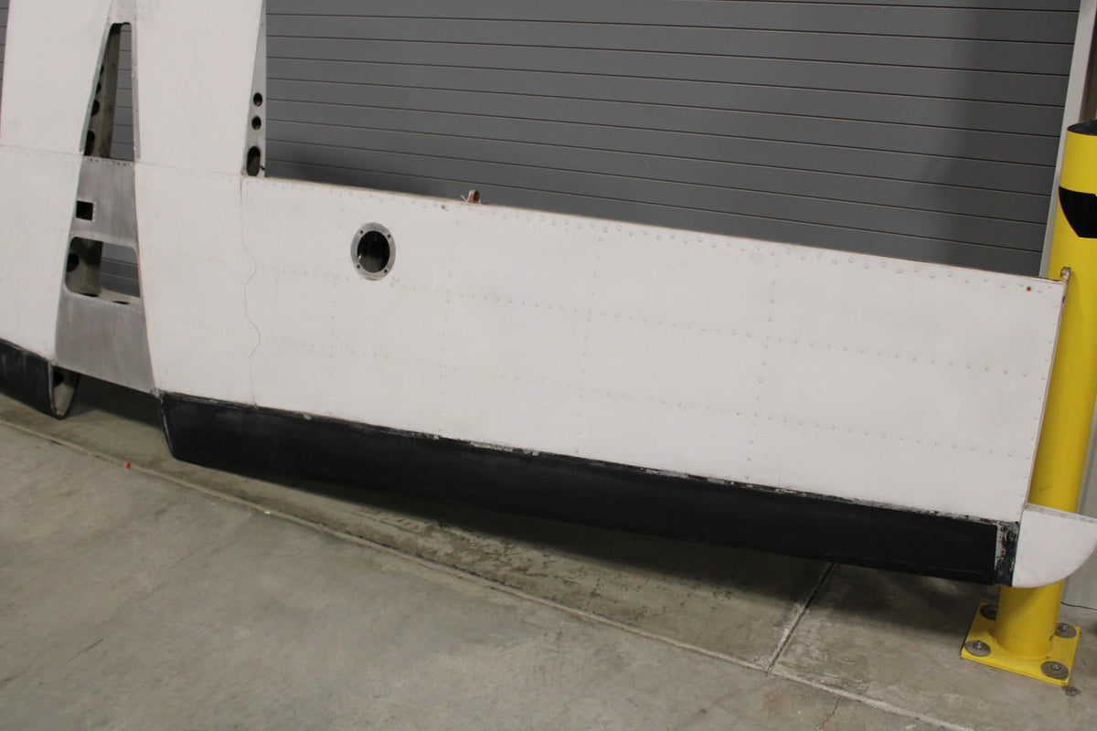 Cessna Aircraft Parts 5032000-17 (Use: 5032000-25) Cessna 401A Horizontal Stabilizer with De-Ice Boot