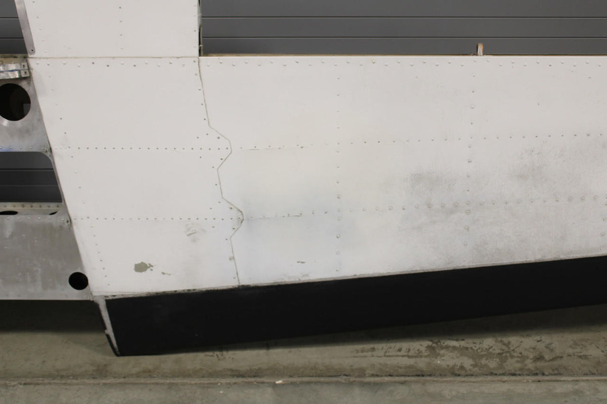 Cessna Aircraft Parts 5032000-17 (Use: 5032000-25) Cessna 401A Horizontal Stabilizer with De-Ice Boot