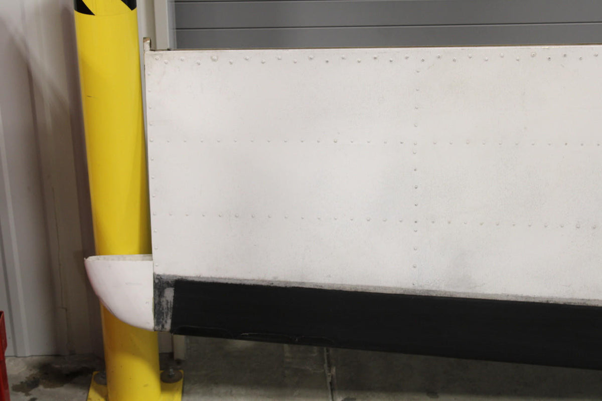 Cessna Aircraft Parts 5032000-17 (Use: 5032000-25) Cessna 401A Horizontal Stabilizer with De-Ice Boot