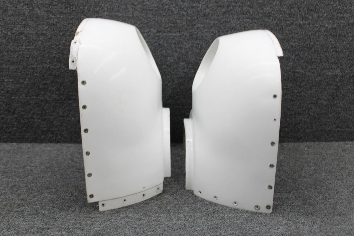 Cessna Aircraft Parts 0851202-7, 0851202-8 Cessna 401A Engine Nose Cap Assembly Inbd and Outbd Set