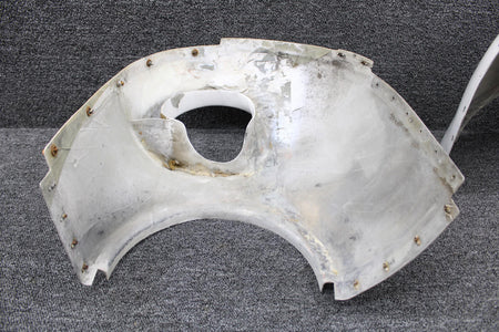 Cessna Aircraft Parts 0851202-7, 0851202-8 Cessna 401A Engine Nose Cap Assembly Inbd and Outbd Set