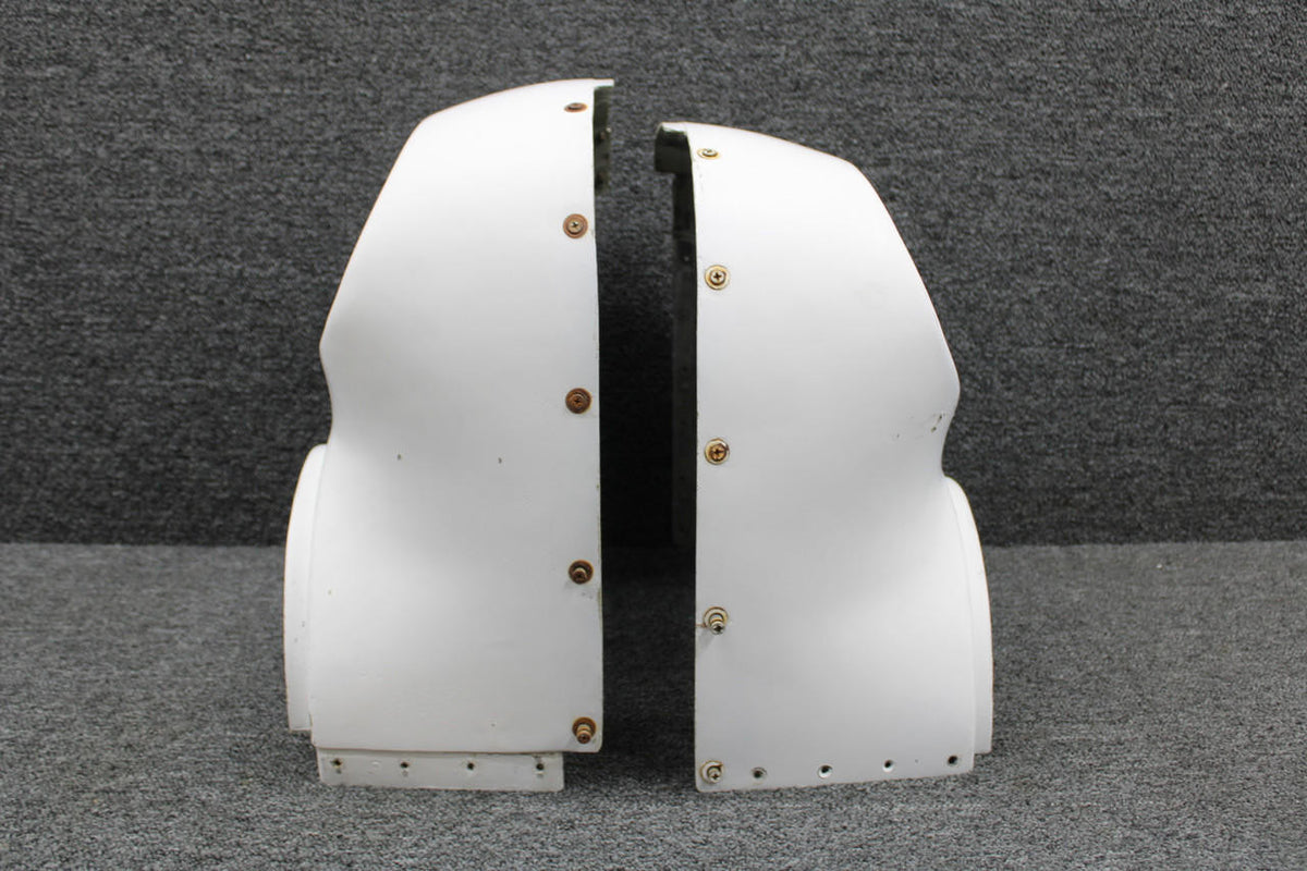 Cessna Aircraft Parts 0851202-7, 0851202-8 Cessna 401A Engine Nose Cap Assembly Inbd and Outbd Set