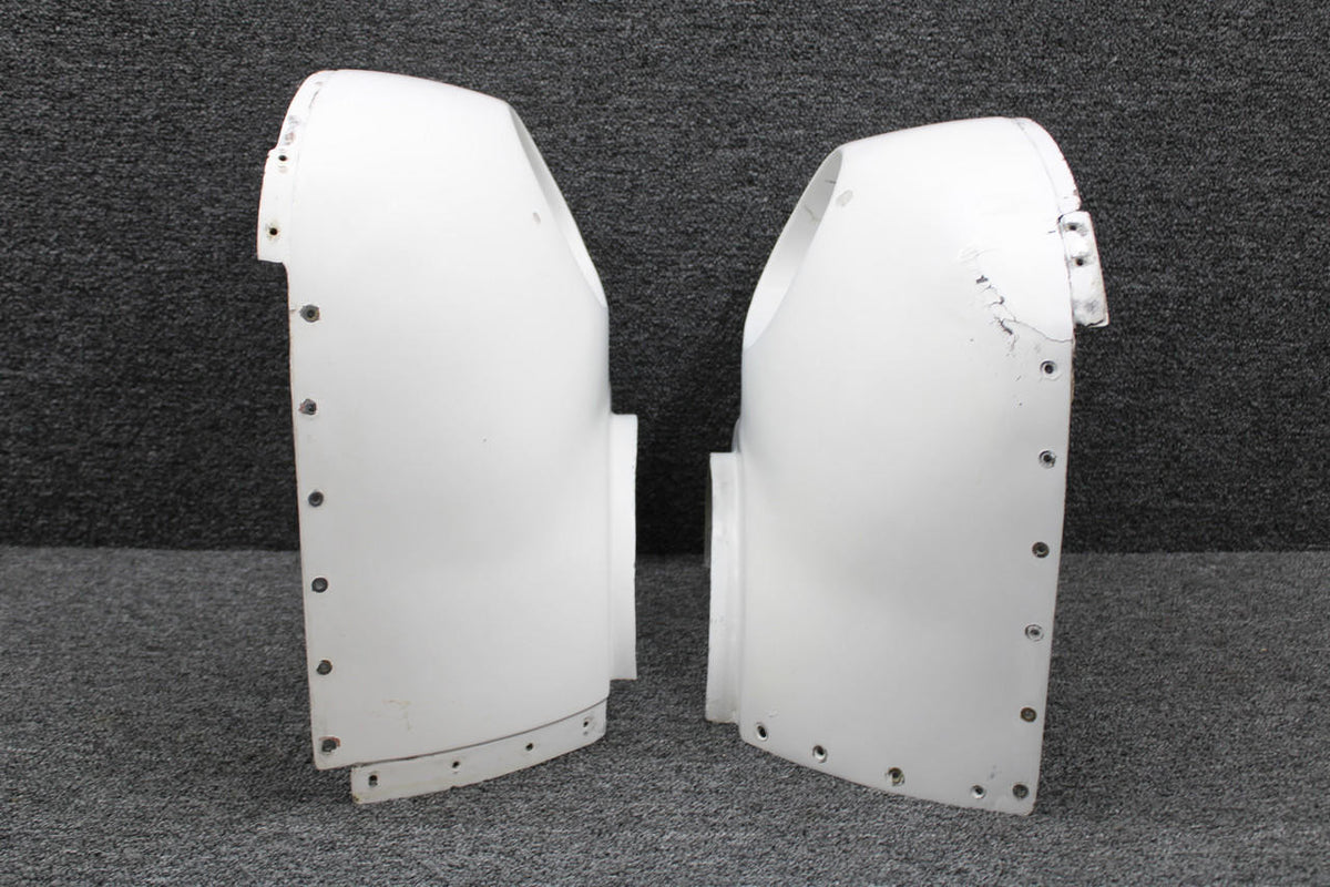 Cessna Aircraft Parts 0851202-7, 0851202-8 Cessna 401A Engine Nose Cap Assy Inbd, Outbd Set (Cracked)