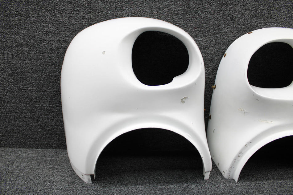 Cessna Aircraft Parts 0851202-7, 0851202-8 Cessna 401A Engine Nose Cap Assy Inbd, Outbd Set (Cracked)
