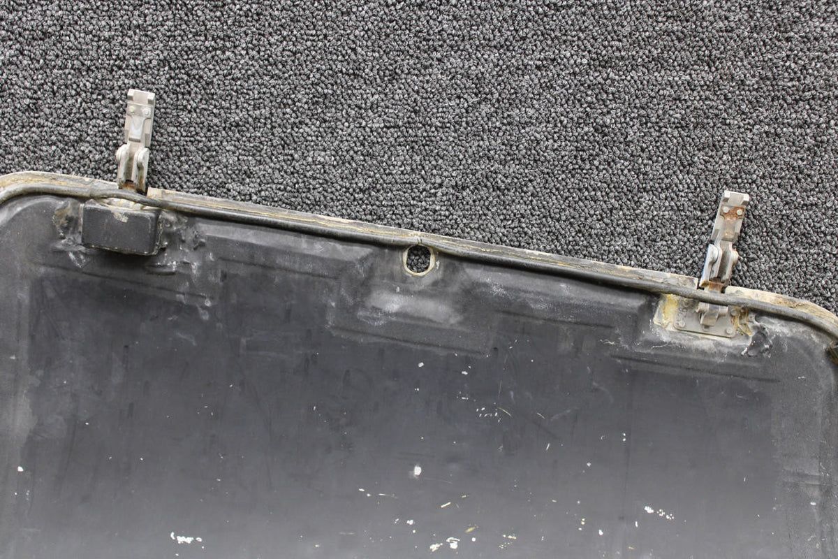 Cessna Aircraft Parts 5013107-60 Cessna 401A Nose Baggage Door Structure RH (No Lock)