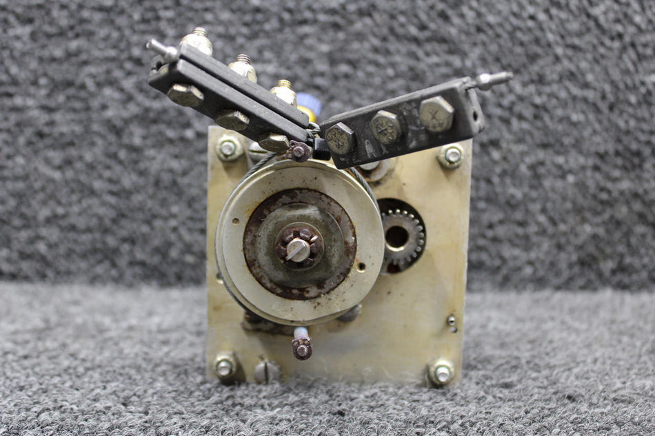 Mitchell / Globe Industries 1D414-240P, 317A186 Mitchell, Globe Autopilot Servo and Motor Assembly (12V)