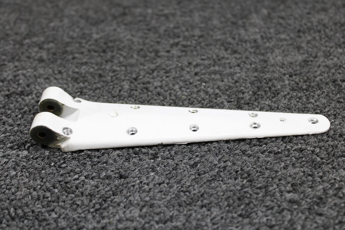 Cessna Aircraft Parts 5011285-1 (Use: 5011285-5) Cessna 401A Cargo Door Hinge Half Lower Aft