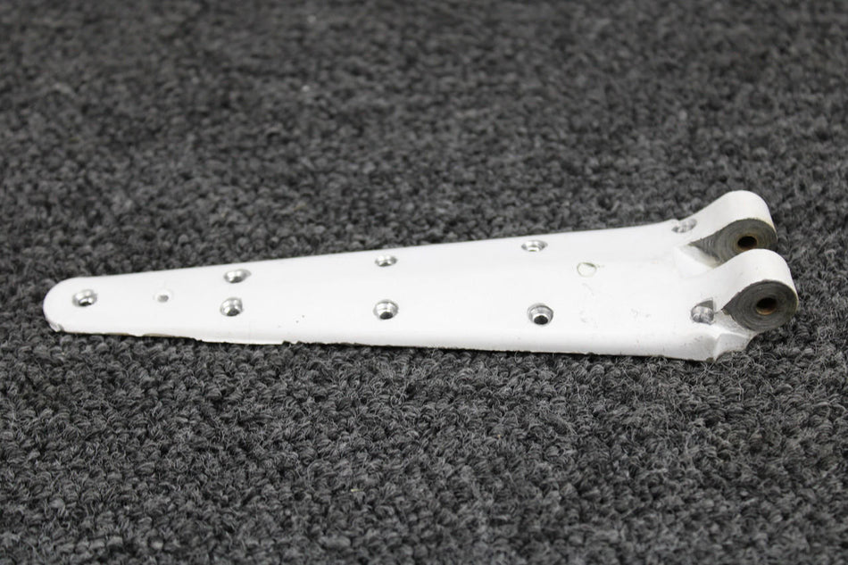 Cessna Aircraft Parts 5011285-1 (Use: 5011285-5) Cessna 401A Cargo Door Hinge Half Lower Aft