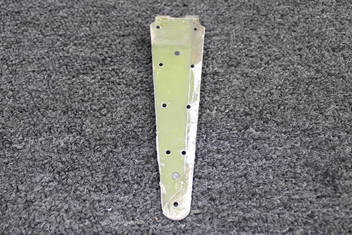 Cessna Aircraft Parts 5011285-1 (Use: 5011285-5) Cessna 401A Cargo Door Hinge Half Lower Aft