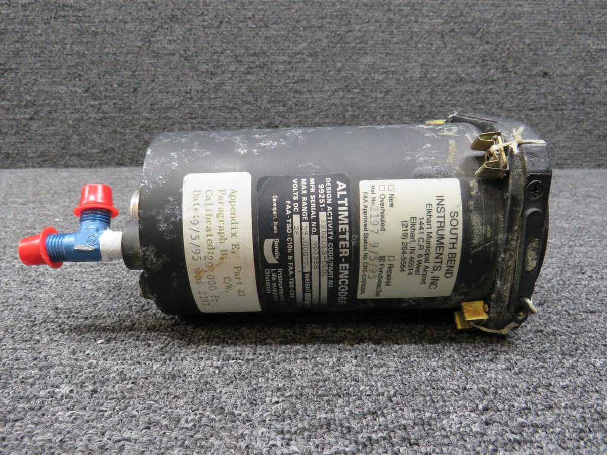 Bendix 99251-3252013-0101 Bendix Encoding Altimeter (28V)