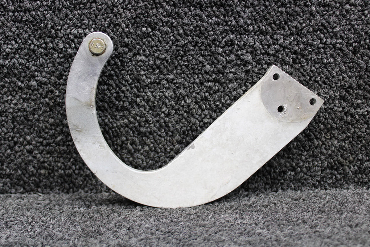 Cessna Aircraft Parts 5013079-3 Cessna 401A Nose Gear Door Hinge Middle Forward LH or RH