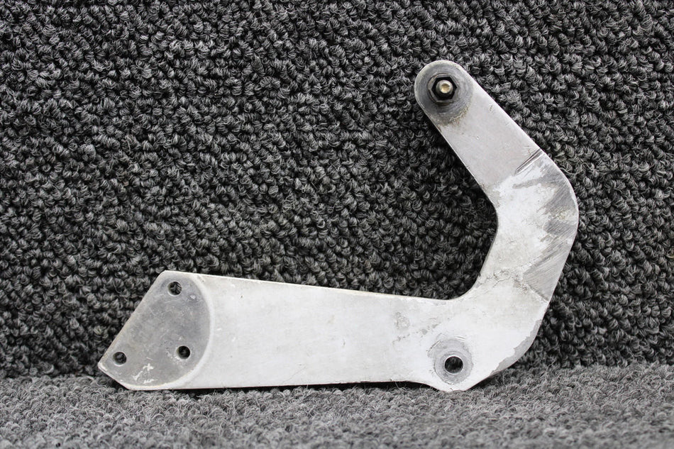 Cessna Aircraft Parts 5013074-1 (Use: 5013074-3) Cessna 401A Nose Gear Door Hinge Middle Aft LH or RH