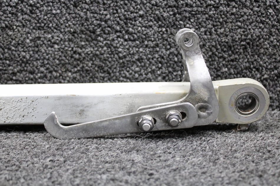 Cessna Aircraft Parts 5041000-47 (Use: 5141001-33) Cessna 401A Main Gear Side Brace LH with Hooks