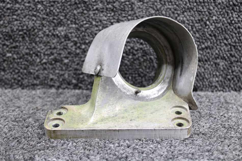 Continental 0851118-4, 0850706-1 Continental TSIO-520-E Engine Mount Forward RH with Shield