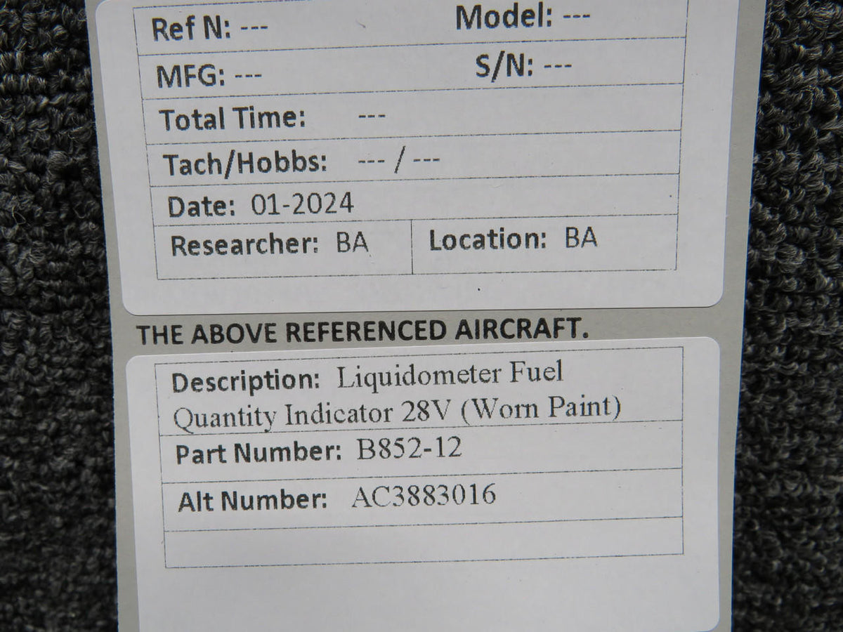 Liquidometer B852-12 (Alt: 3883016) Liquidometer Fuel Quantity Indicator (28V) (Worn Paint)