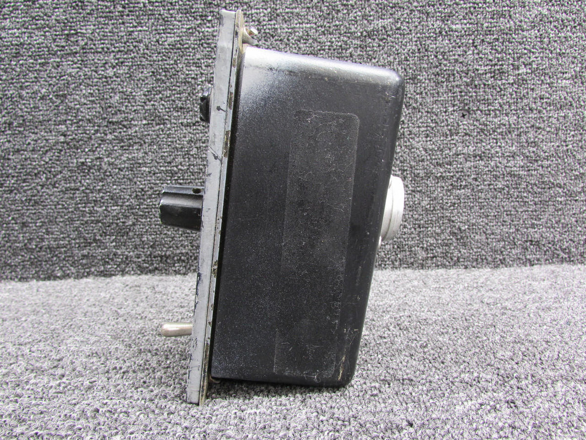Sperry 1775132-22 Sperry Compass System Controller (Worn and Painted Face)