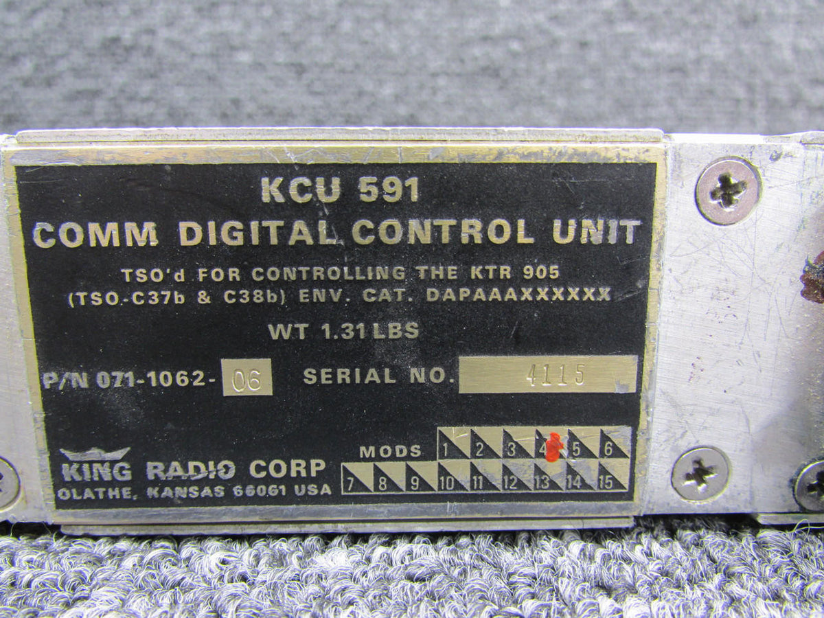King 071-1062-06 King KCU-591 Comm Digital Control Unit with Mods (Cracked Screen)