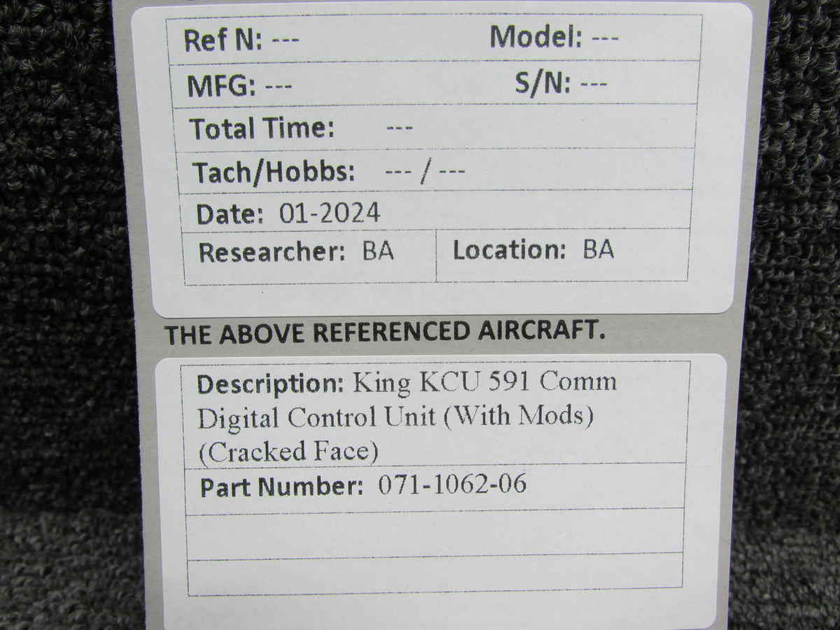 King 071-1062-06 King KCU-591 Comm Digital Control Unit with Mods (Cracked Face)