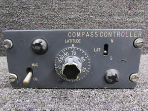 1775132-22 Sperry Compass Controller System (Worn Paint on Knobs)