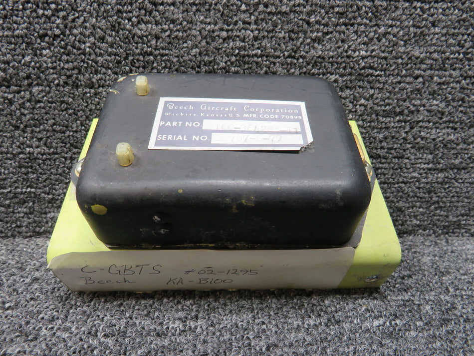 100-364285-11 Beechcraft Regulator Assembly with Mount