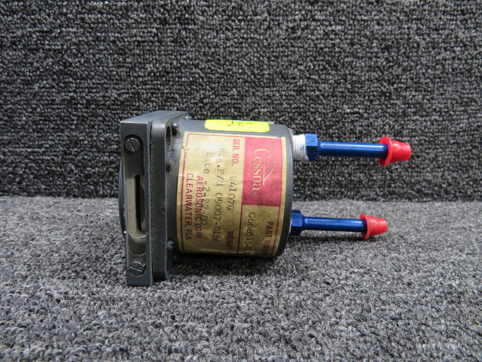 09007-0166 (Alt: C668515-0101) Aerosonic Gyro Pressure Indicator (Worn Face)