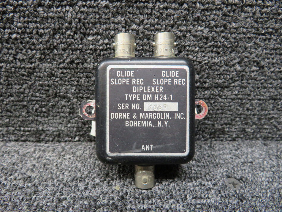 DM-H24-1 Dorne and Margolin Diplexer Unit