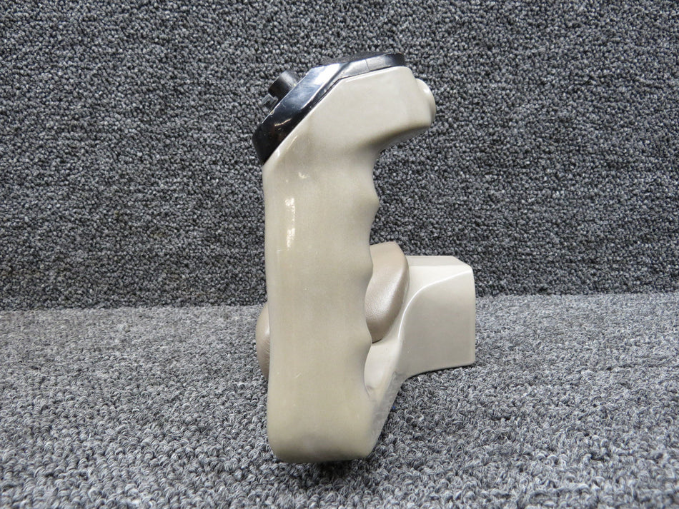 100572-005 Piper PA46-350P Pilot Control Wheel with Switches