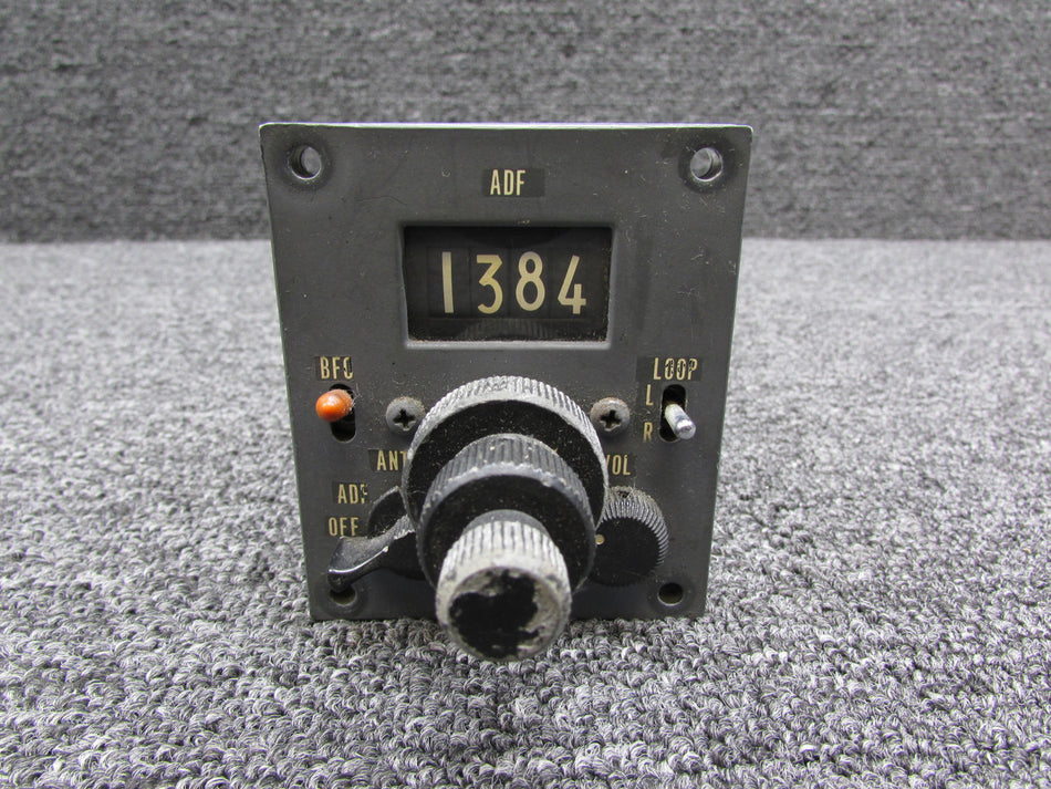 071-1033-04 King Radio KFS-580-04 Control ADF without Casing