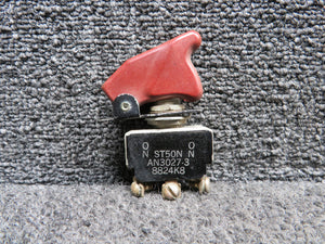 ST50N (Alt: AN3027-3) Cutler Hammer Toggle Switch with Guard