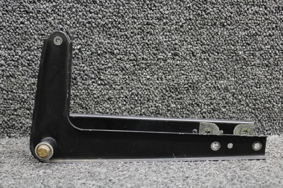 0861171-2 Cessna 310K Bob Weight Bellcrank