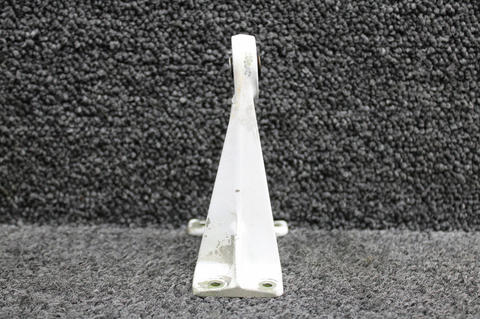 5024002-5 (Use: 5024002-13) Cessna 310K Aileron Hinge Inboard LH