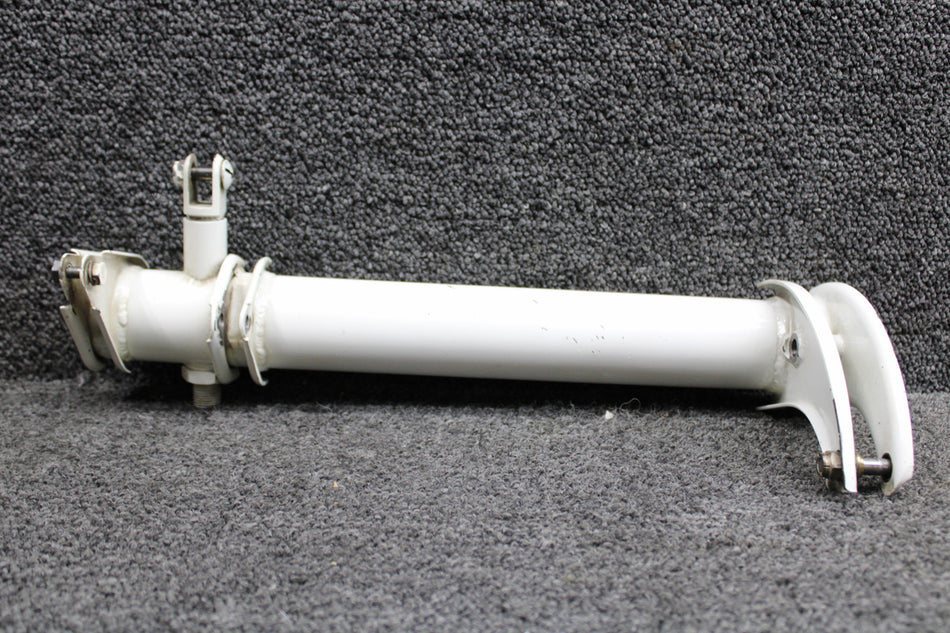 0843510-16, 0843518-2 Cessna 310K Main Gear Torque Tube RH with Bolt