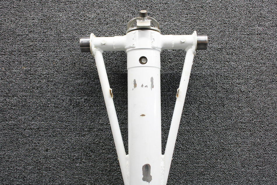 0842000-77 Cessna 310K Nose Gear Strut Assembly with Links and Axle