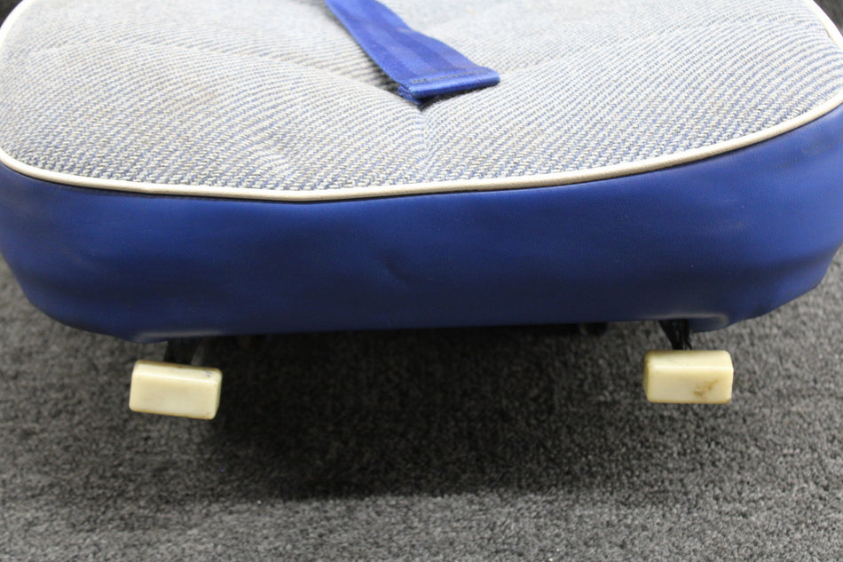 0812990-39 Cessna 310K Seat Assembly Center LH or RH (Rails: 8.625")