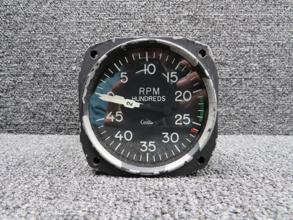 CM2636-1 (Alt: 511-4-1) Instruments Inc. Dual Tachometer Indicator
