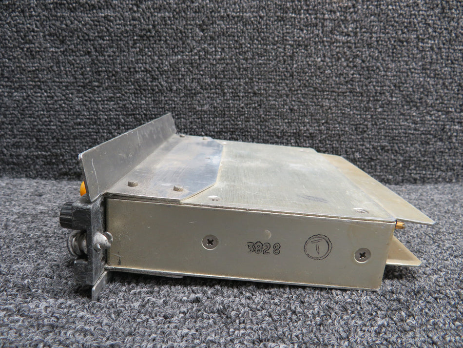 400-0032-002 Wulfsberg C-118 Flitefone 3 Cockpit Control Unit with Mount