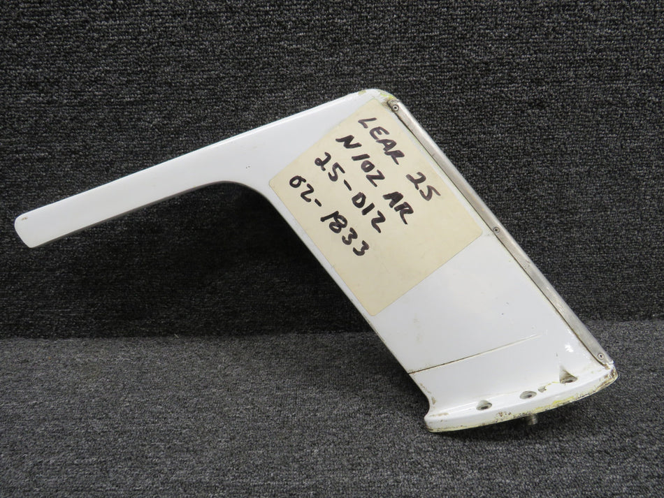 Lear 25 Antenna (Worn and Cracked Paint)