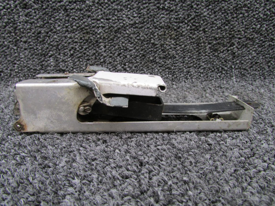 68188-000 Piper PA28R-180 Cabin Door Latch Assembly