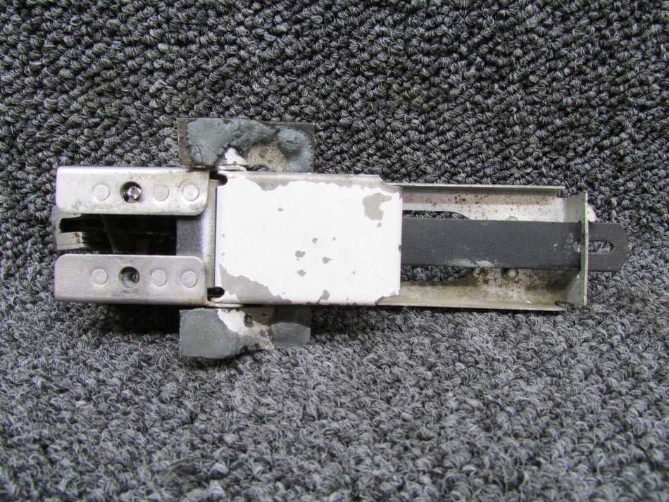 68188-000 Piper PA28R-180 Cabin Door Latch Assembly