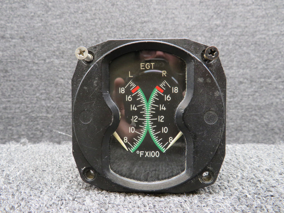 R-10-TPS Radair Dual Exhaust Gas Temperature Indicator (Torn Plate)