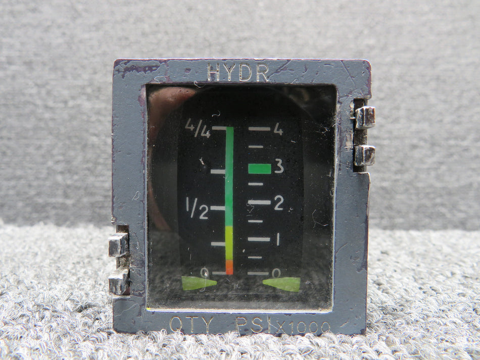 5502-360-8 Brion Leroux Hydraulic Quantity and Pressure Indicator (Worn)